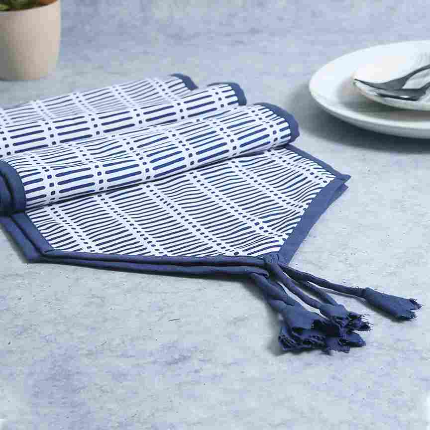 Como Table runner - Blue - Image 6