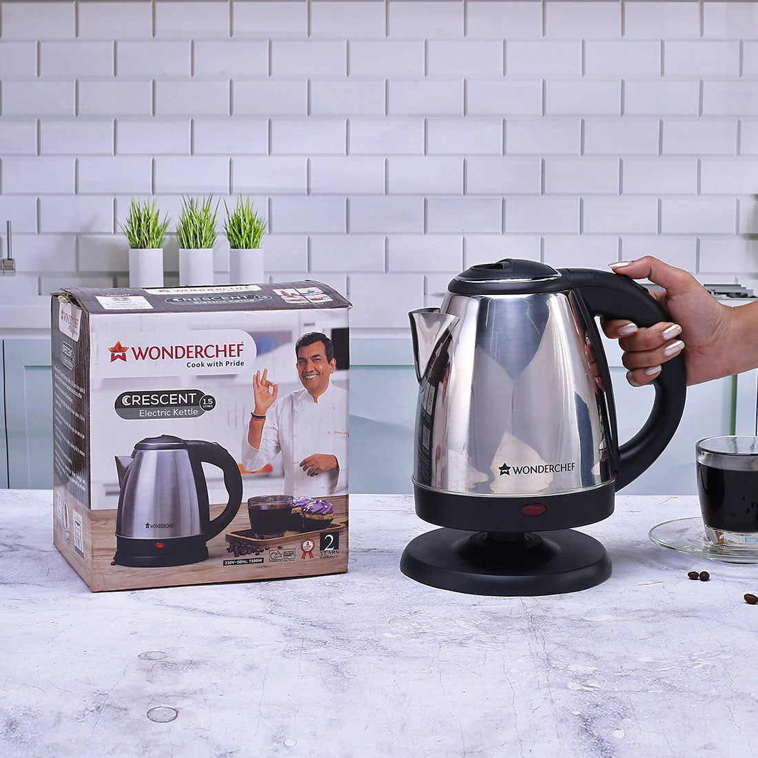 Wonderchef Renewed Crescent Electric Kettle | Stainless Steel | 1.5 Litres | Safety Locking Lid - Image 6