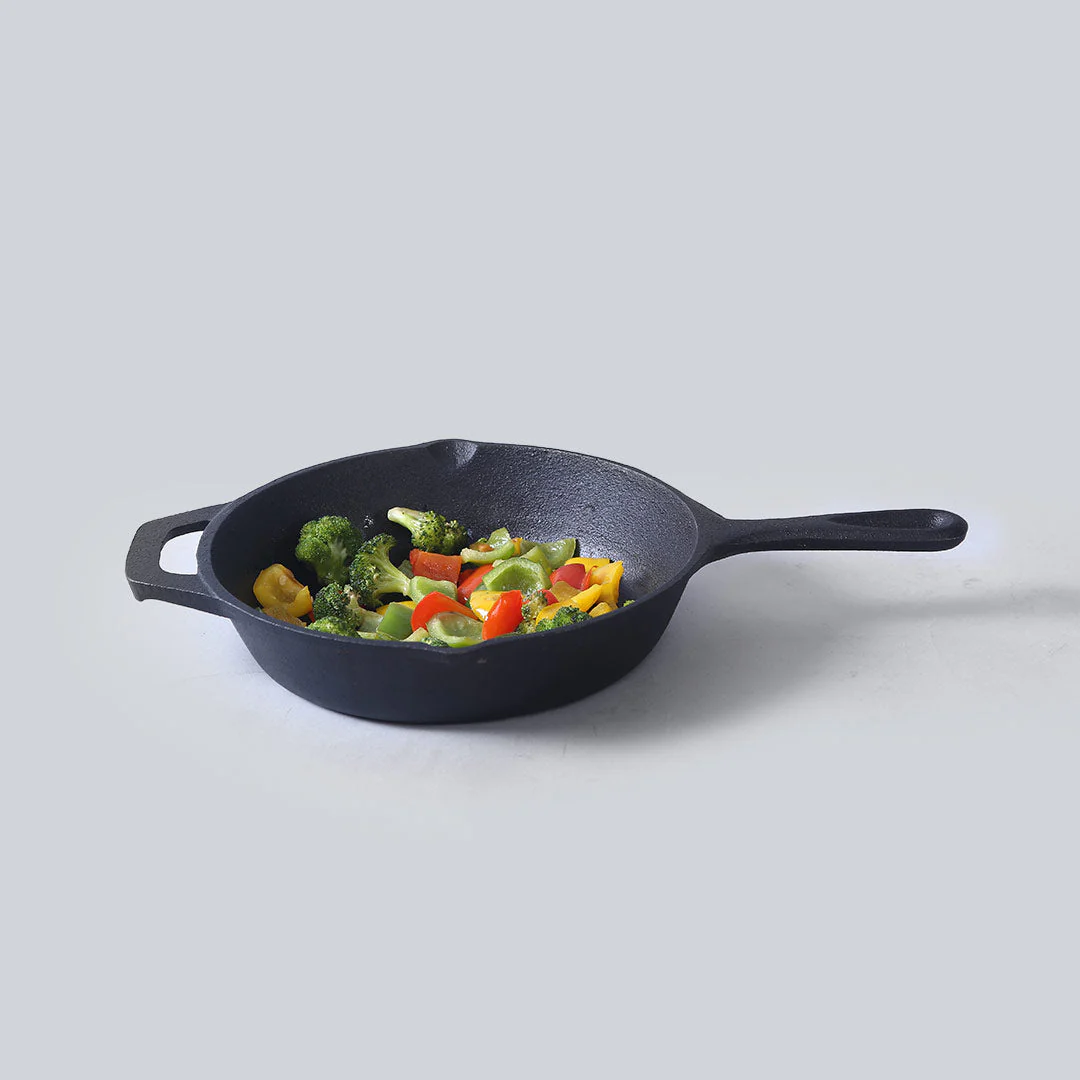 Forza Cast-Iron 20 cm Fry Pan, Pre-Seasoned Cookware, Induction Friendly, 3.8mm - Image 2