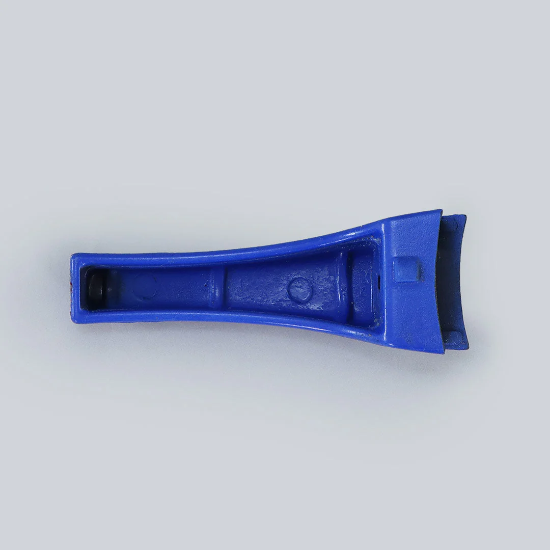 Health GuardĀ Outer LidĀ PressureĀ CookerĀ 5 Litres, Blue ā Lid Handle - Image 3