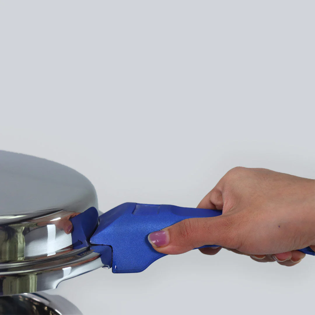 Nigella Pressure Cooker 3 Litres, Blue â Lid Handle - Image 3