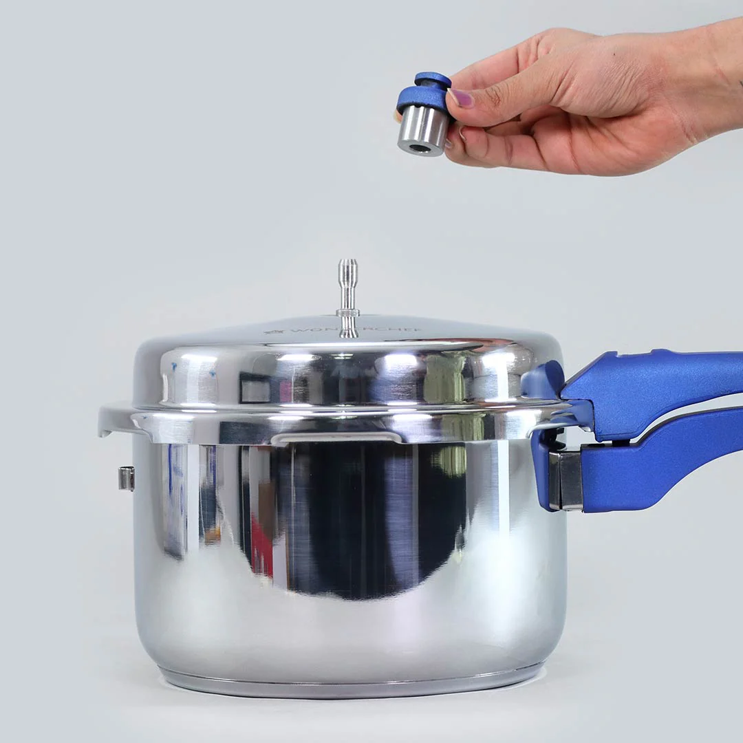 Nigella Pressure Cooker 3 Litres, Blue â Whistle - Image 2