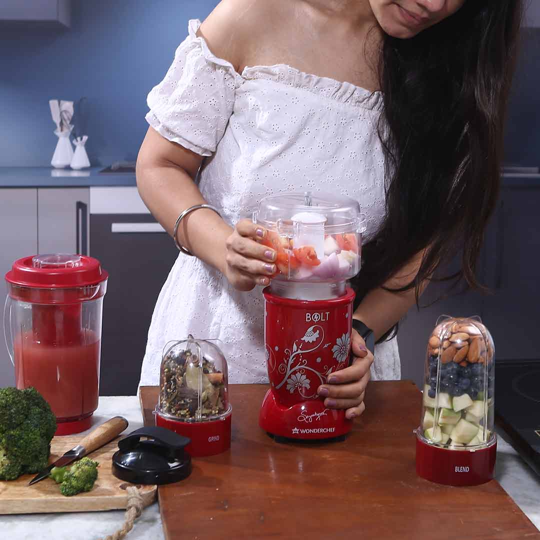 Nutri-blend BOLT-600W CKM Mixer with Chopper, Stronger & Swifter with Sipper Lid, 22000RPM 100% Full Copper Motor, 4 Unbreakable Jars, Sharper Steel Blades, Recipe Book by Chef Sanjeev Kapoor - Image 9