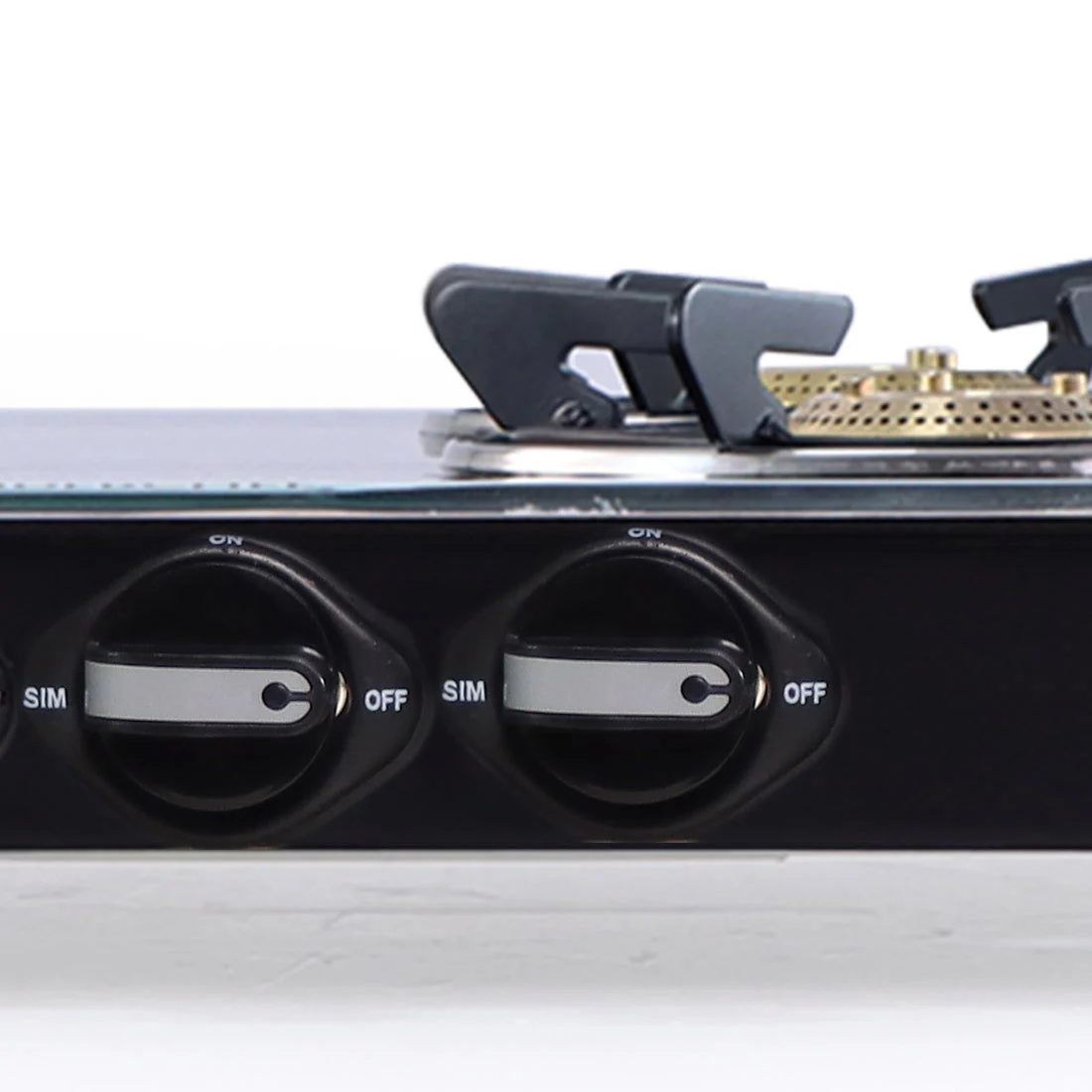 Platinum 4 Burner Manual Glass Gas Stove | 6mm Toughened Glass Gas Stove | Stainless Steel Drip tray | Anti-Skid Legs | Large Pan support | Manual Ignition | Black steel frame | 2 Year Warranty | Black - Image 6