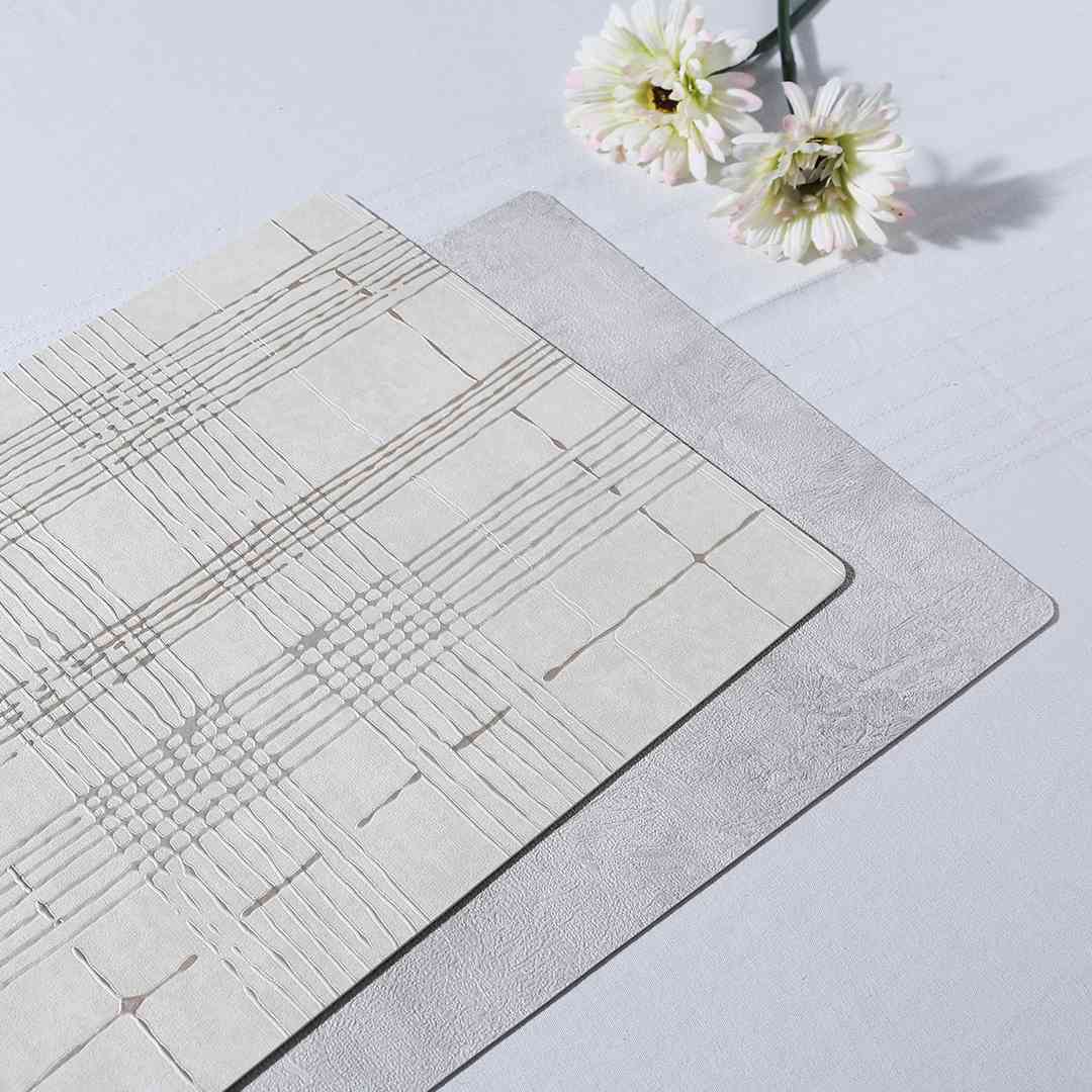 Valentina Reversible Checks & Textured Placemat Set of 6 - Image 5
