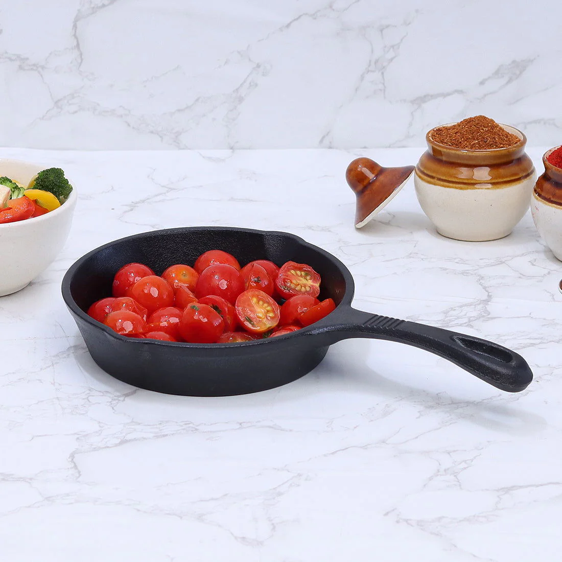 Forza Pre Seasoned 15 cm Cast Iron Fry Pan | With Lifetime Exchange Warranty | Black - Image 2